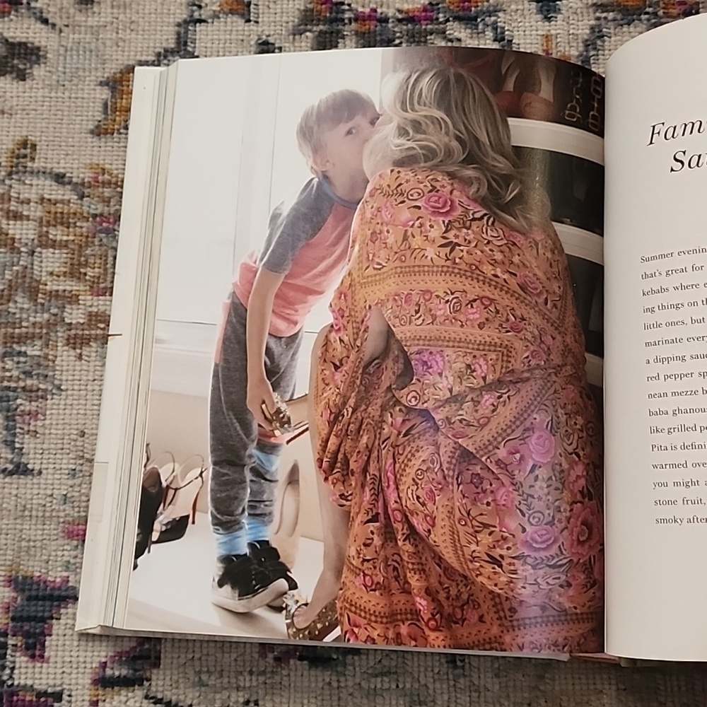 Pretty Fun by Kate Hudson Wity & Fun Cook Book Lifestyle Book Fun Recipe Book - Picture 9 of 14